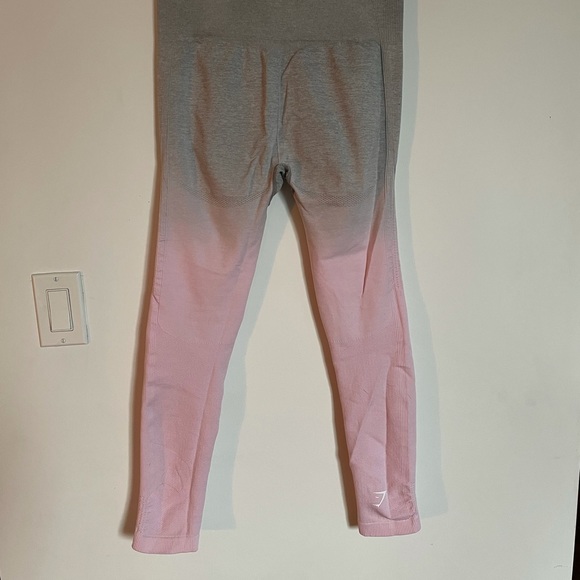 SOLD - GYMSHARK - ombré leggings - Picture 4 of 6